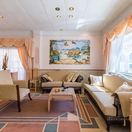 Villa Seafront Napa Star 5 Bedrooms