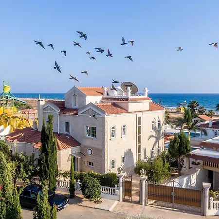 Villa Seafront Napa Star 5 Bedrooms *