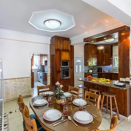Seafront Napa Star 5 Bedrooms Agia Napa